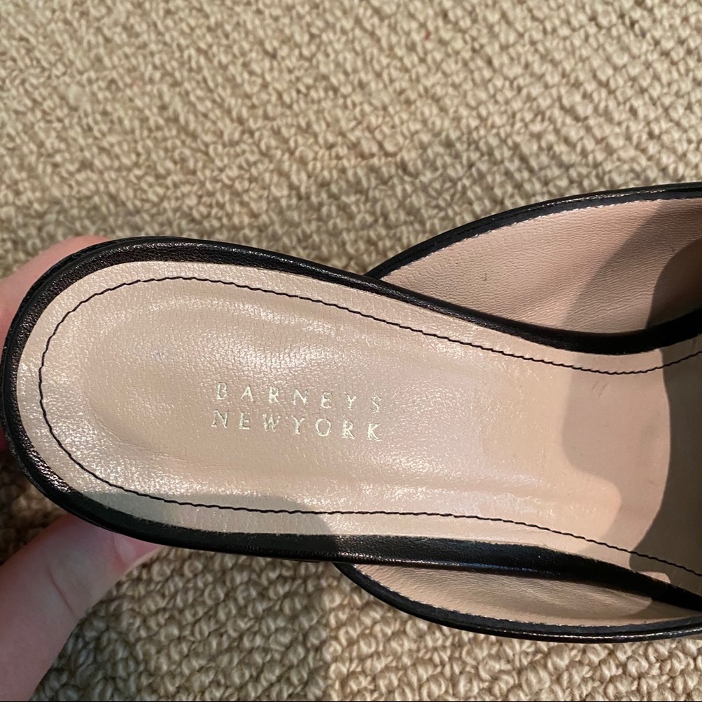 Barneys Slides - Picture 2 of 13